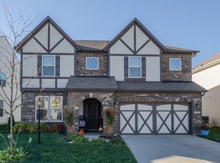 1975 Lakecrest Dr, Columbus, IN