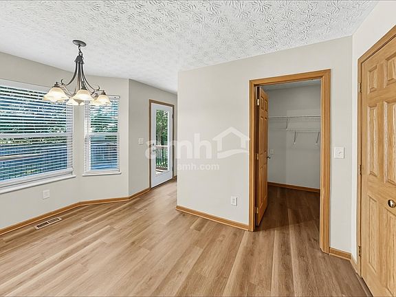5th image of 4436 Edgarton Dr