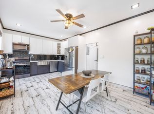 25-69 46th St #2F, Astoria, NY 11103