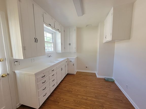 2nd image of 13634 Leadwell St