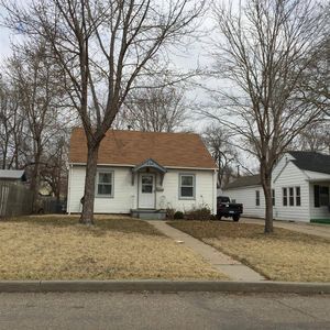 226 W Spruce St, Junction City, KS, 66441