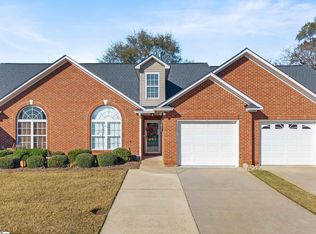 201 Dove Haven Dr, Simpsonville, SC 29681