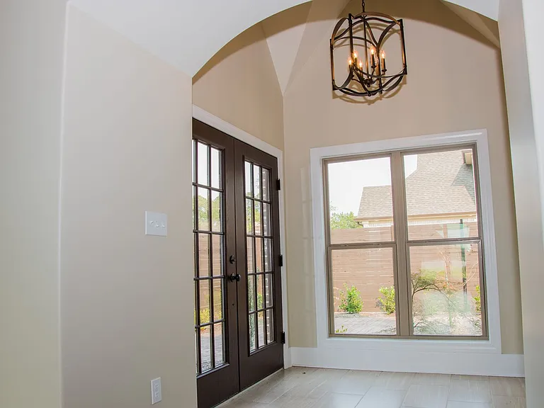 4269 Farmington Cv — Photo 2