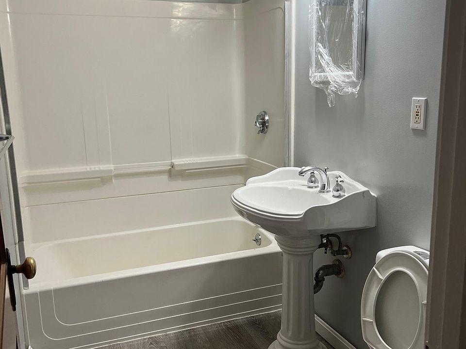 1st image of 20 Hynes Ave #3