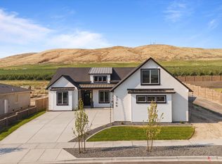 3766 Highview St, Richland, WA 99352