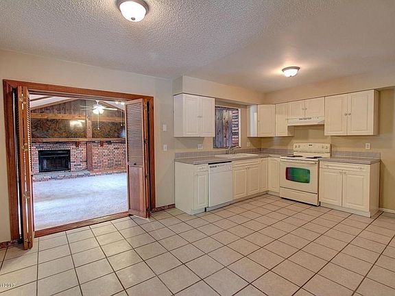 4th image of 1047 Marlin Dr