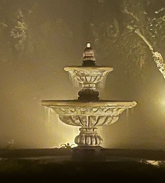 Driveway fountain 