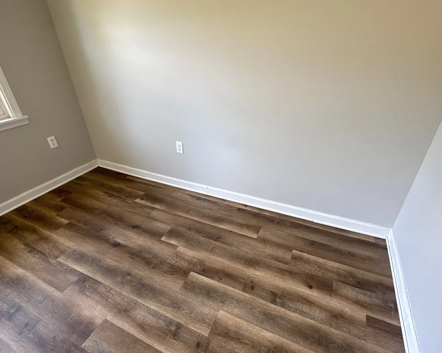 811 Scott #2, Brownsville - Unit 1 — Photo 4