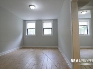3902 N Janssen Ave #3902, Chicago, IL 60613