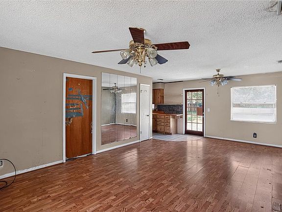 5th image of 4340 NE 25TH TERRACE