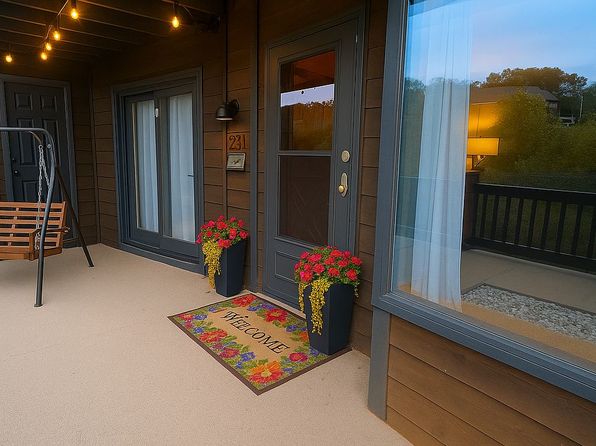 150 Sunken Forest Dr BUILDING 9-231