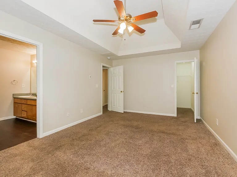 1002 Allegiance Dr — Photo 13