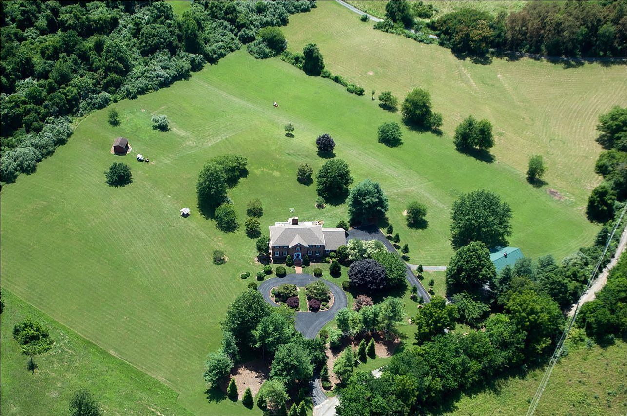 18914 Shelburne Glebe Rd, Leesburg, VA 20175 Zillow