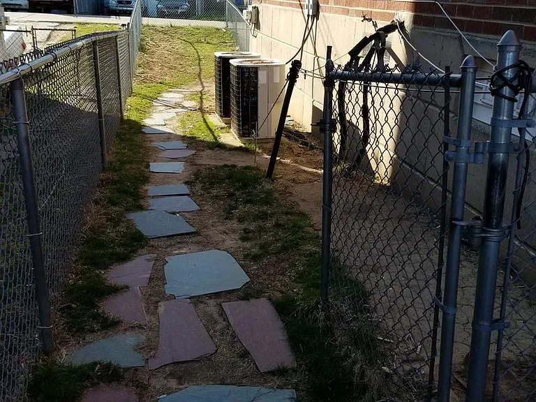 9432 Kirkwood Rd — Photo 3