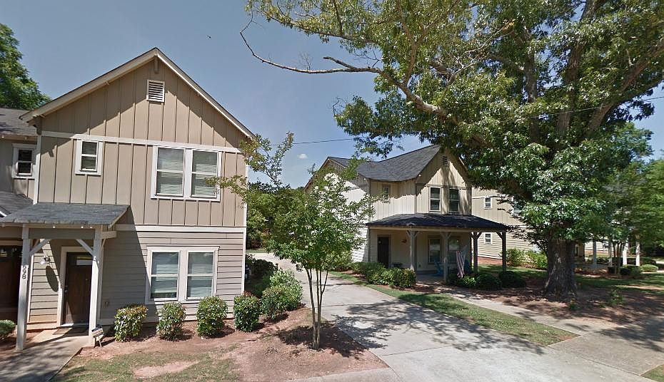 2nd image of 1694 Milledge Avenue Ext