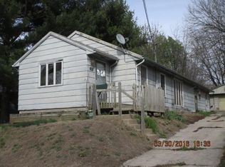 821 N Fuller St, Independence, MO 64050