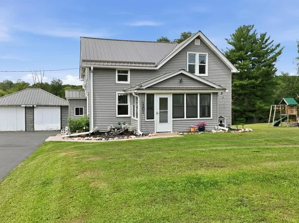 1301 E Laneville Avenue, Durand, WI 54736