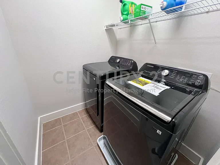 4830 Cedar Springs Rd #13 — Photo 18