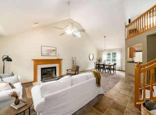 1249 Flagstone Sq, Westerville, OH 43081