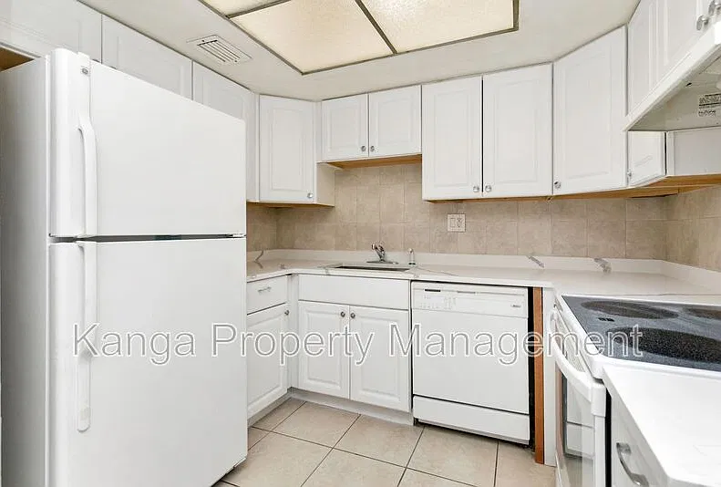 2130 NW 58th Ave #25-C