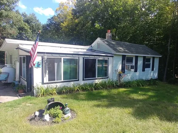 158 Leicester St, Oxford, MA 01540