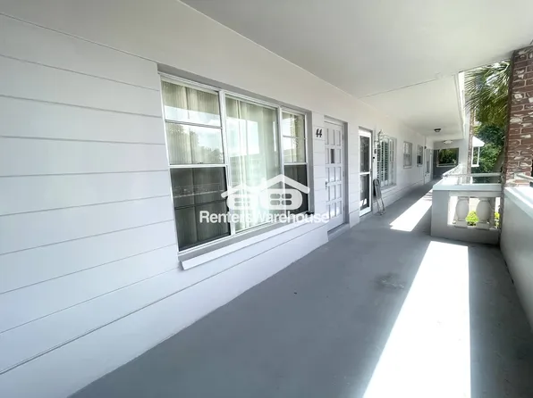 2460 Persian Dr APT 44, Clearwater, FL 33763