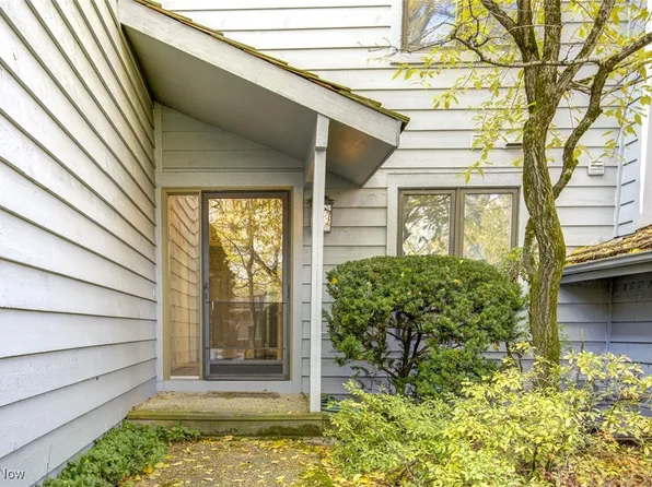 3835 Acorn Trl #C1, Chagrin Falls, OH 44022