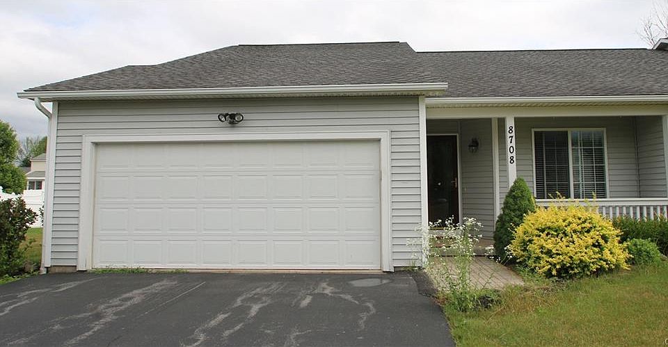 1st image of 8708 New Country Dr