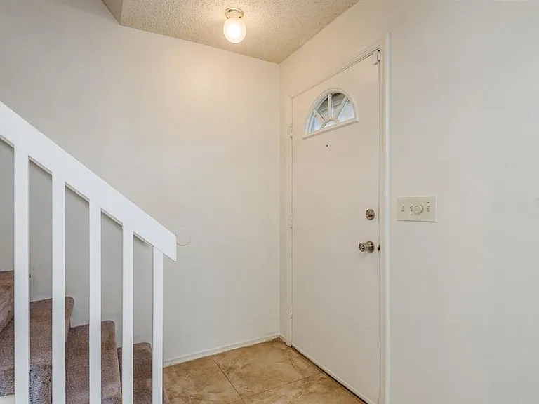 1602 Brigadoon Dr — Photo 14