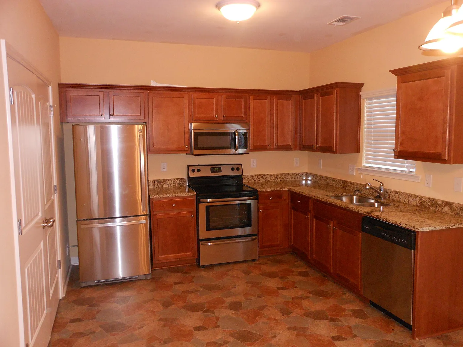 1790 Brookside Lay Cir — Photo 4