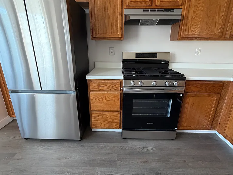 2509 Thorngate Dr — Photo 33