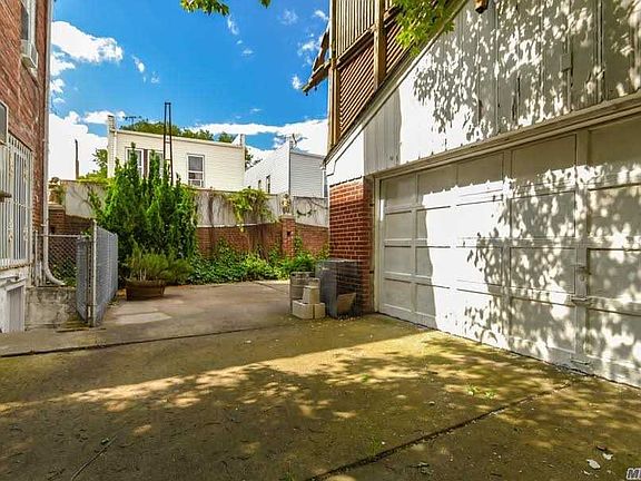 5th image of 10311 90th St