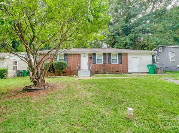 2639 Ravencroft Dr, Charlotte, NC 28208