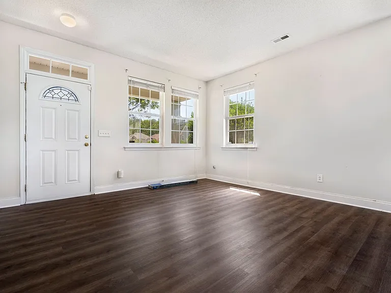 8843 Elizabeth Bennet Pl — Photo 3