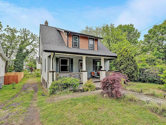 3rd image of 1616 Carroll Ave NW