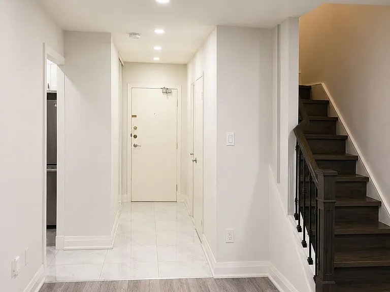 4005 Don Mills Rd #316 — Photo 13