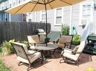 26 Winter St, Easthampton, MA 01027