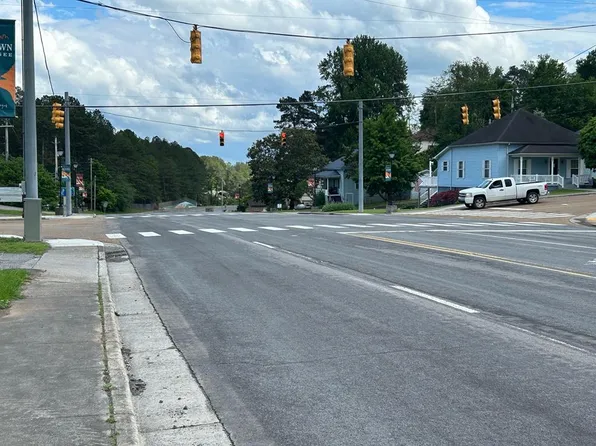 111 Douglas St, Copperhill, TN 37317