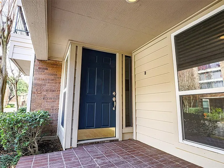 4724 Post Oak Timber Dr #8/65 — Photo 2
