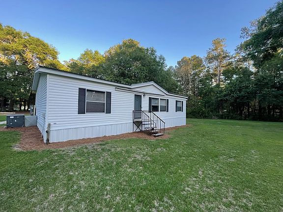 3rd image of 2585 Hadley Ferry Rd