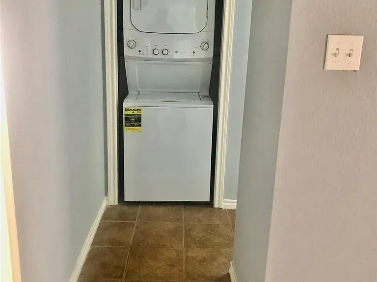 3150 Walnut Bend Ln #618 — Photo 7