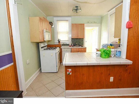 4th image of 4327 Devereaux St