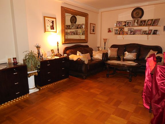 3rd image of 3121 54th St