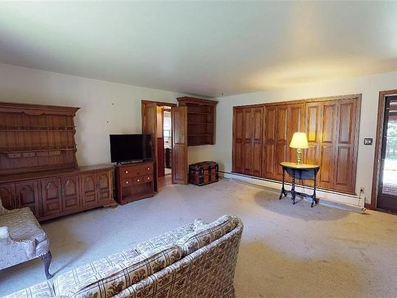2nd image of 44 Gervan Dr
