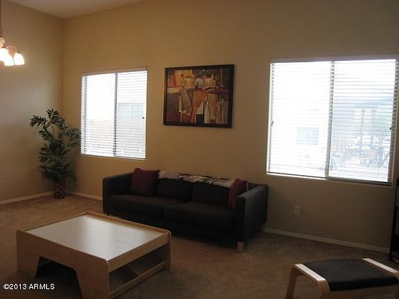 Family Room/Formal Dining