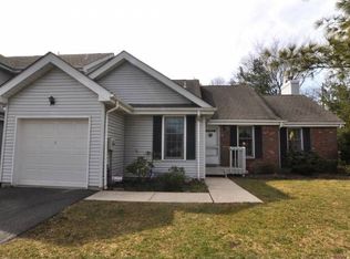 5 Lancelot Dr, Berkeley Heights, NJ 07922