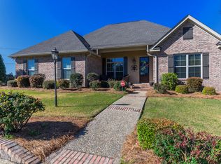 6 Edgemere Blvd, Petal, MS 39465