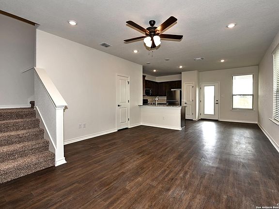 2nd image of 10304 W Lynwood Ave #101