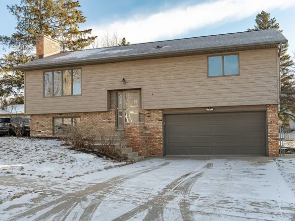 3012 16th Ave NW, Rochester, MN 55901