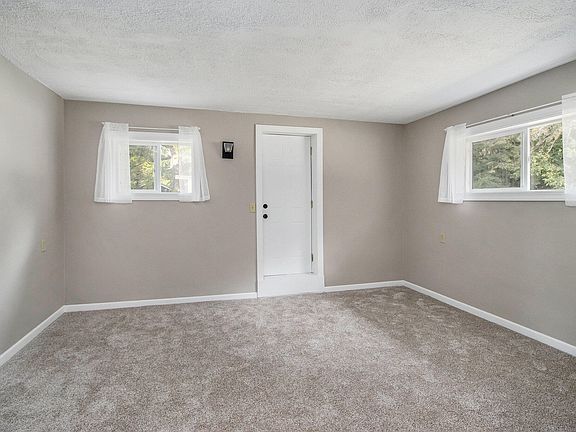 3rd image of 9885 W H Ave